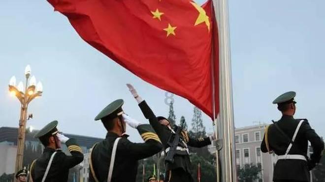 可爱奥莉甜美夏装